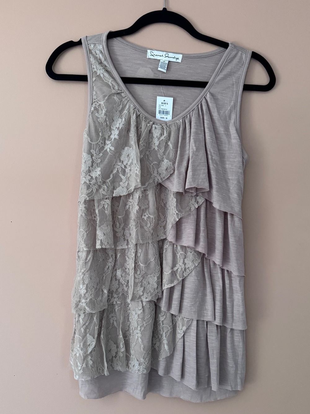 NWT Women's Lace Overlay Tiered Tunic Tank